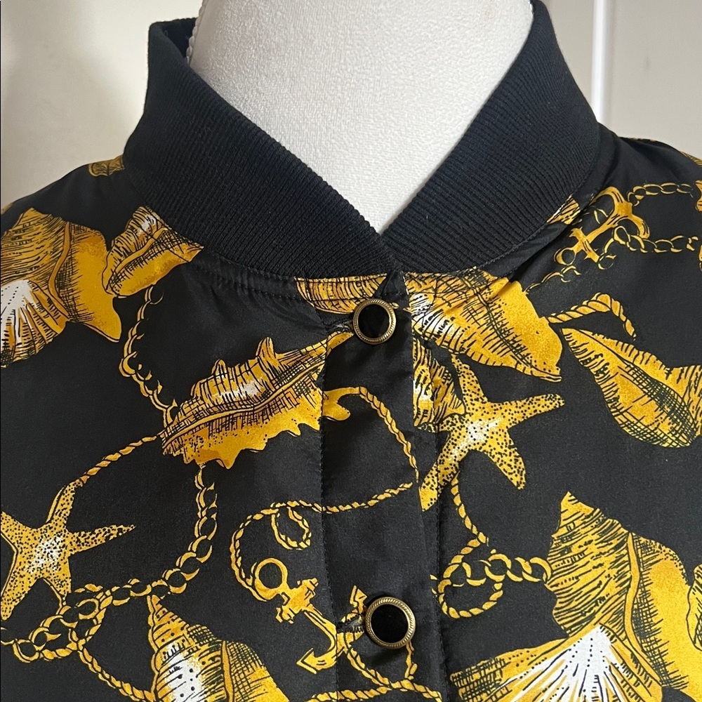 Vintage Lauren Brooke 100% Silk Bomber Jacket - Gold Shell & Chain Print - Large - Picture 5 of 9